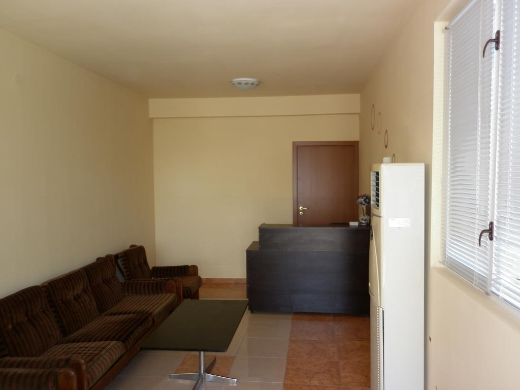 Ivanova Cheshma Guest House ヴァルナ エクステリア 写真